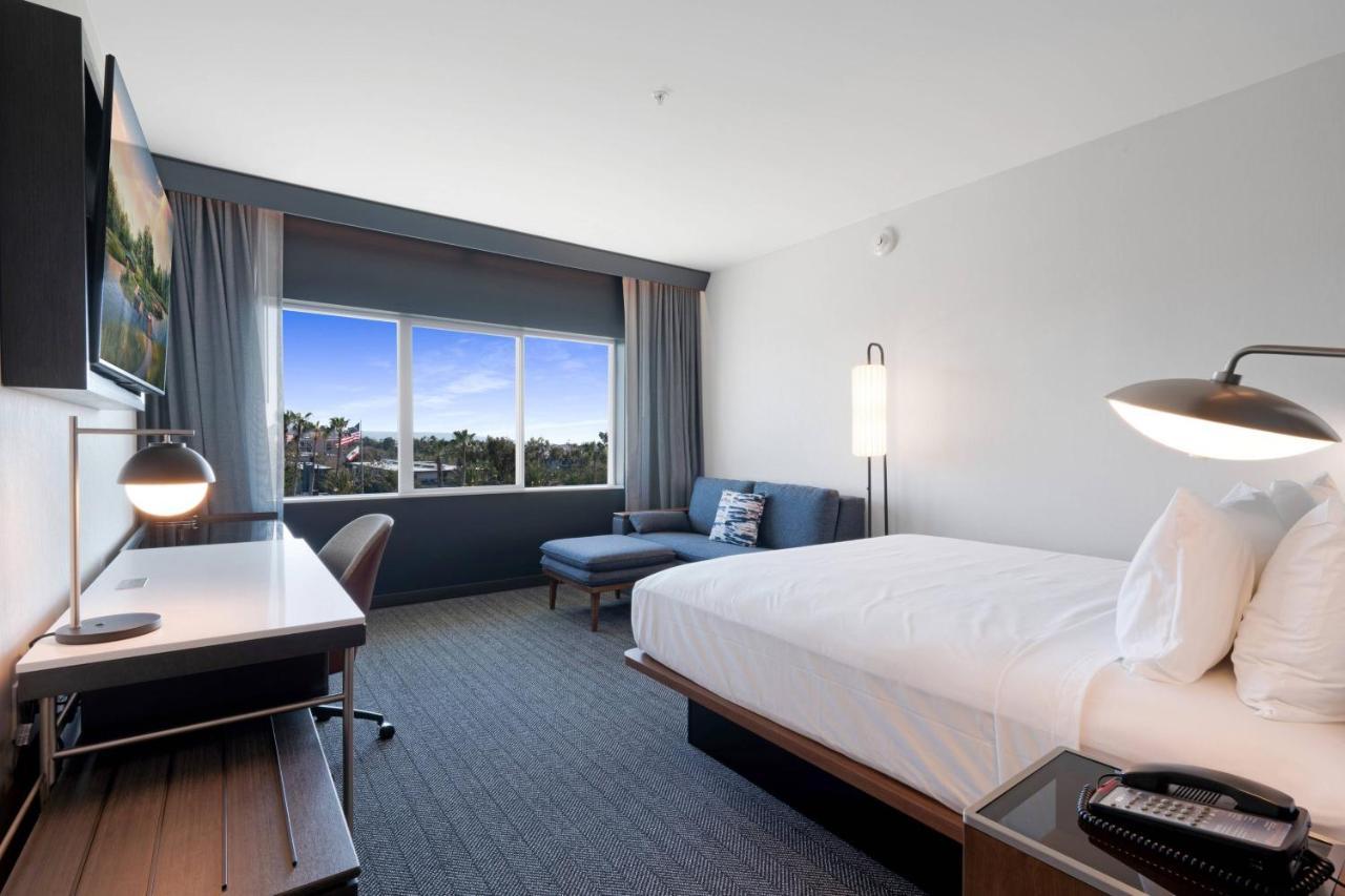Courtyard By Marriott Marina Del Rey Hotel Los Angeles Bagian luar foto